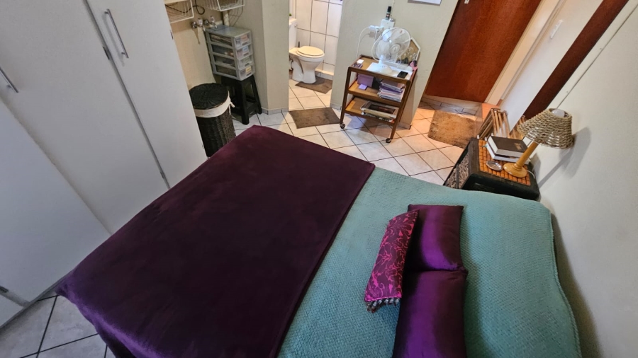 4 Bedroom Property for Sale in Geelhoutpark North West